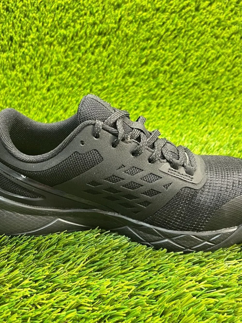Reebok‎ Nanoflex TR Boys Size 6Y Black Composite Toe Safety Work Shoes Sneakers